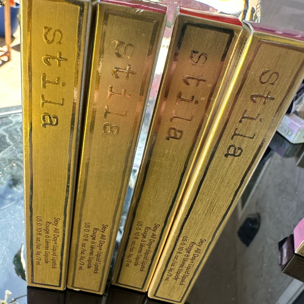 Stila Gold Home Accent Set